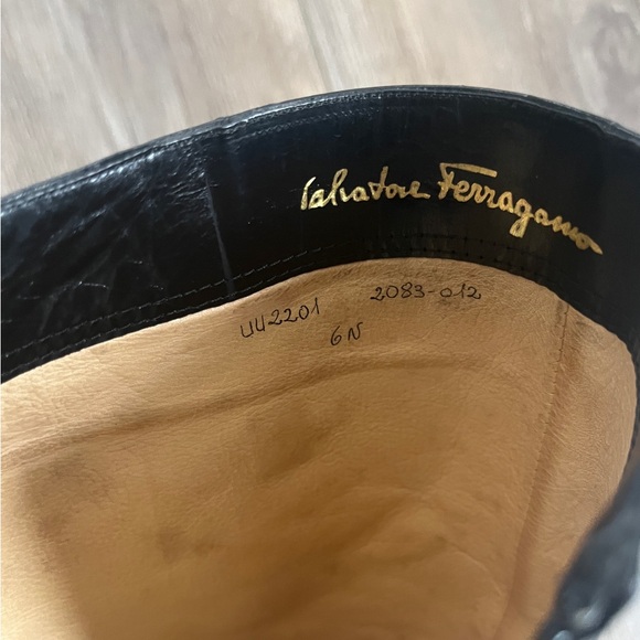 Vintage Salvatore Ferragammo Elegant Black Leather Knee-High Boots - Picture 7 of 7